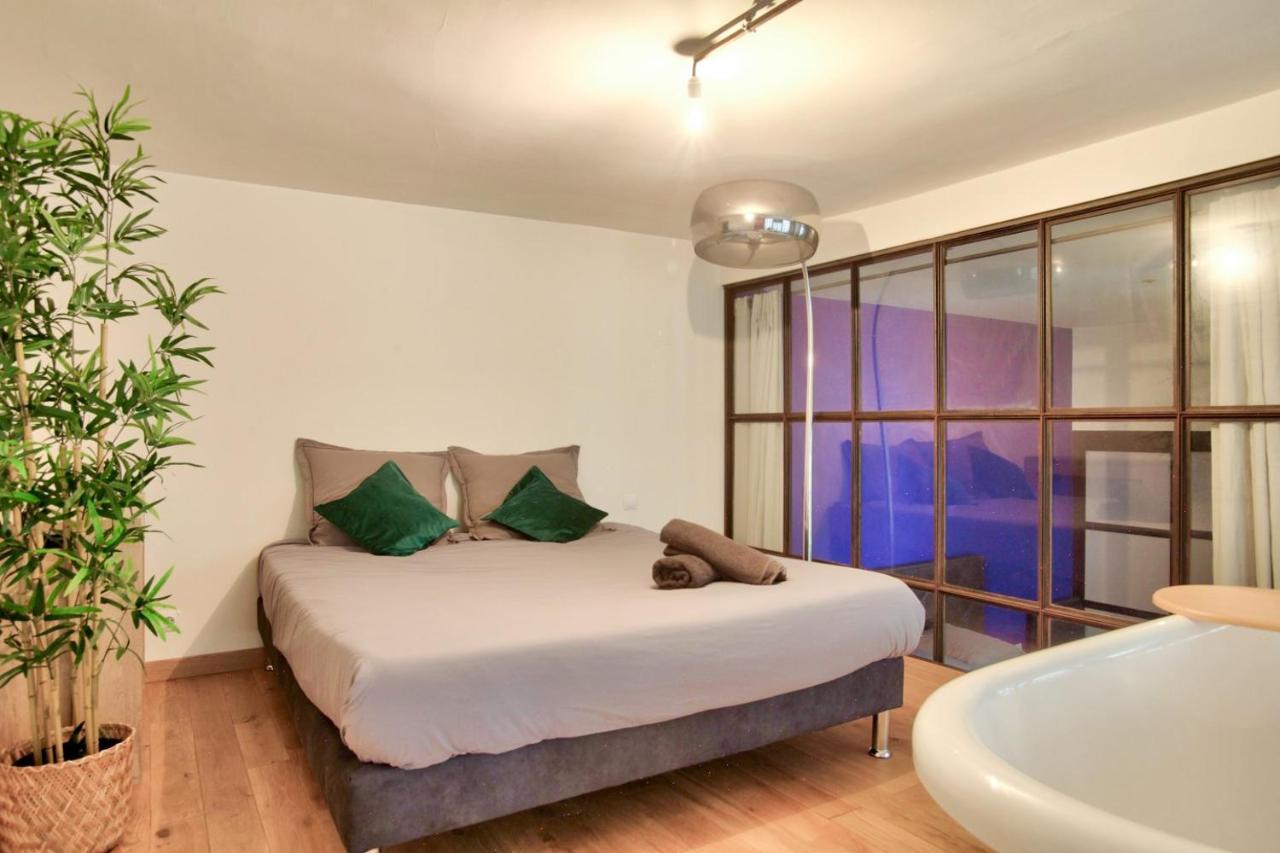 2 Bedrooms Le Marais Nazareth باريس المظهر الخارجي الصورة