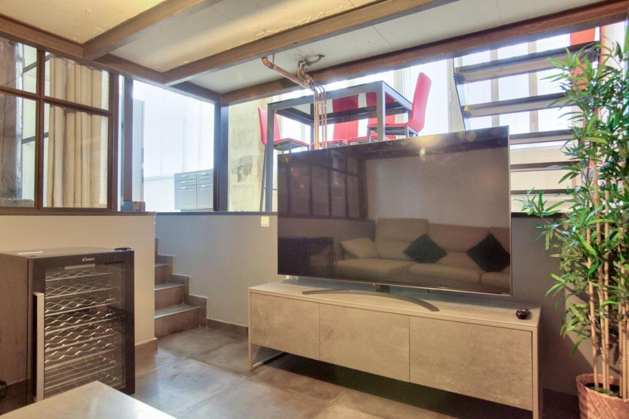 2 Bedrooms Le Marais Nazareth باريس المظهر الخارجي الصورة